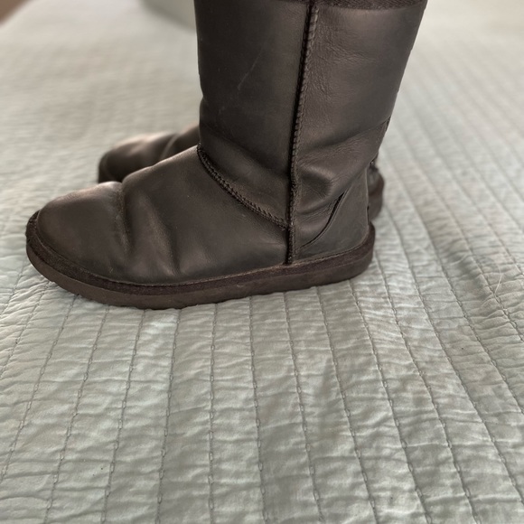 UGG black boots size 7 - Picture 6 of 9
